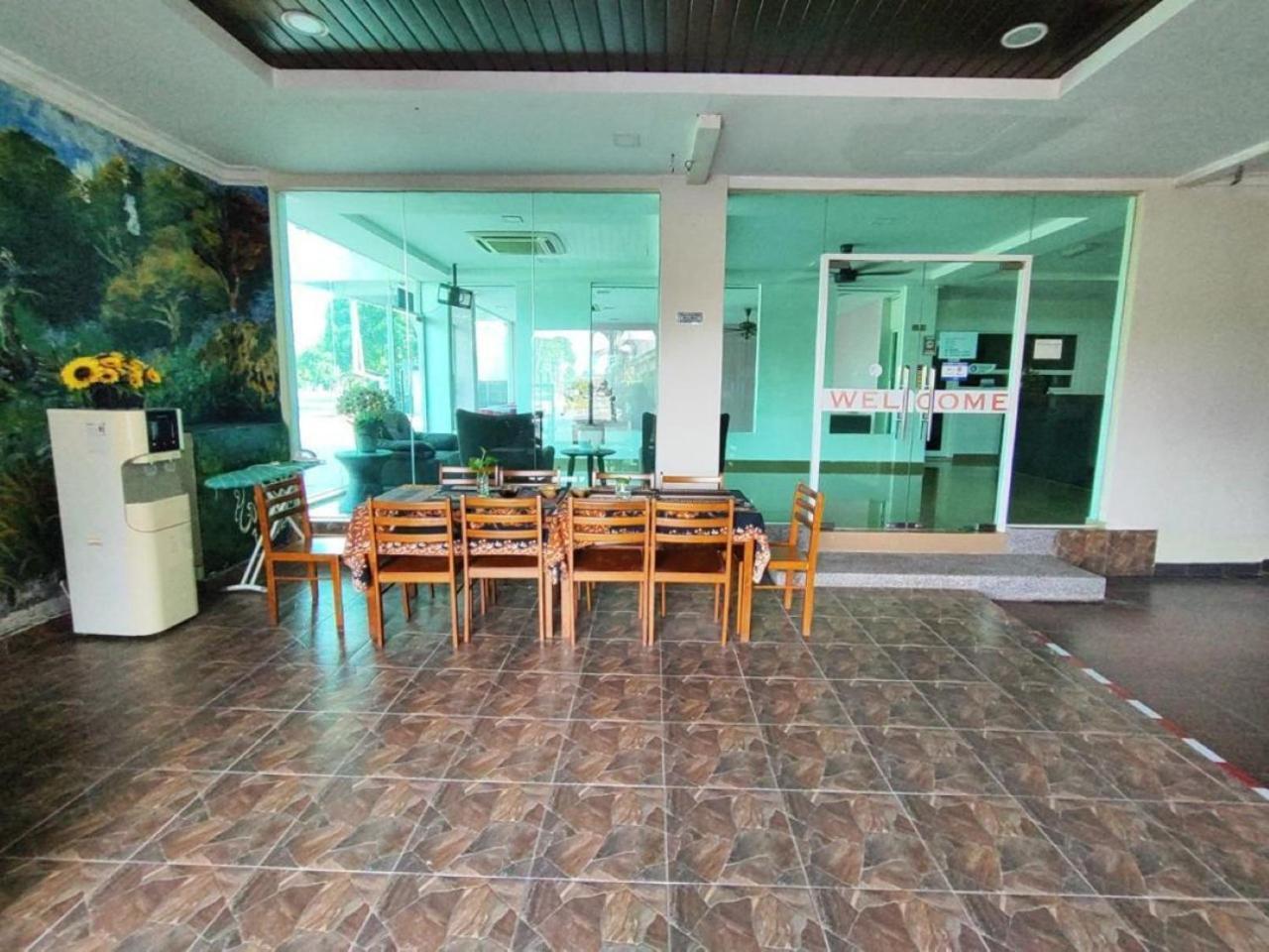 Cenang Memories Langkawi Motel Pantai Cenang  Bagian luar foto